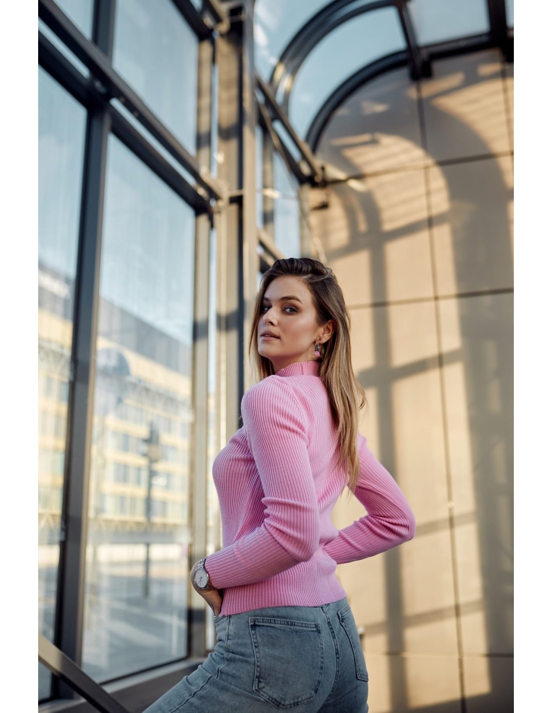 Taillierter Rollkragenpullover für Damen, rosa 3212024 – Online-Shop – Boutique